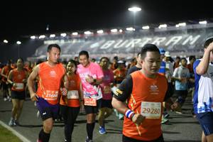 BIB: 21688, 28585, 26501, 29280
                            <button type="button" onclick="openModal(10900541)" class="btn btn-primary btn-sm float-right btn-popup" data-toggle="modal" data-target=".modal-high-quality">
                        <i class="fas fa-shopping-cart"></i> Add to Cart
                    </button>
                                            <button type="button" onclick="isThisMe(10900541, true)" class="btn btn-success btn-sm float-right btn-popup btn-isme hidden" data-toggle="tooltip" data-placement="bottom" title="นี่คือรูปของคุณใช่ไหม คลิกที่นี่เพื่อเอาเข้าอัลบั้ม">
                        <i class="fas fa-plus"></i> Add to album
                    </button>
                    <button type="button" onclick="isThisMe(10900541, false)" class="btn btn-warning btn-sm float-right btn-popup btn-isnotme hidden">
                        <i class="fas fa-ban"></i> Remove from album
                    </button>